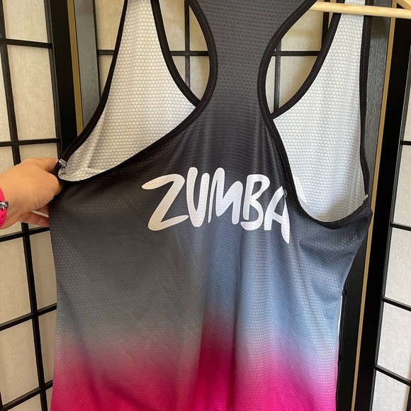 Zumba Ombré Bubble style Tank Top, size Large - Picture 2 of 4